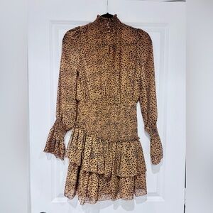 Chic Leopard Long Sleeve Dress